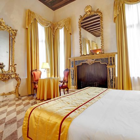 Hotel Donà Palace Venezia Esterno foto