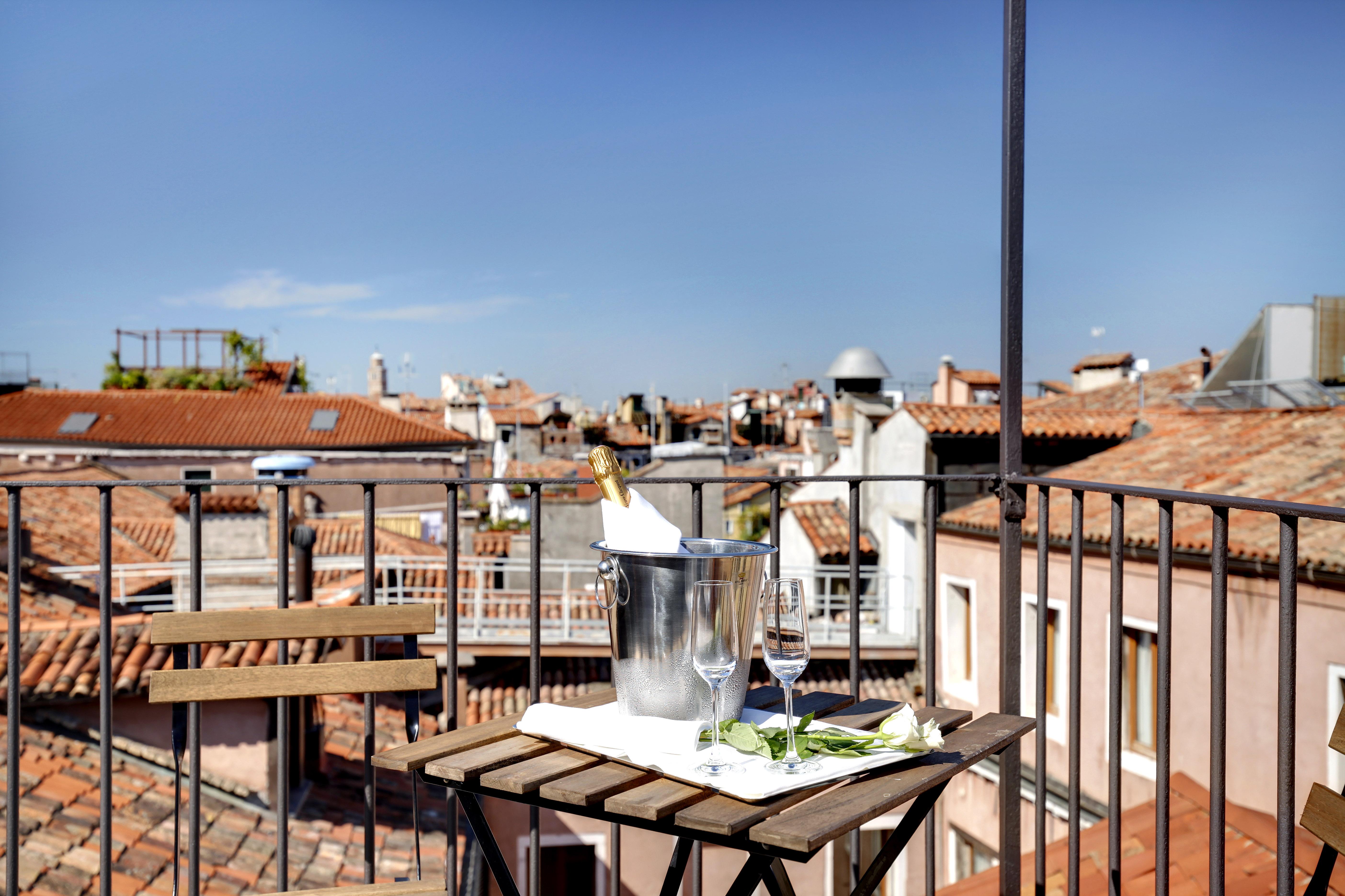 Hotel Donà Palace Venezia Esterno foto